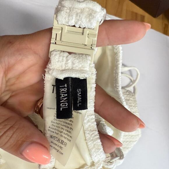 TRIANGL 4 Piece White Bikini Bundle Sz Small - Picture 9 of 9